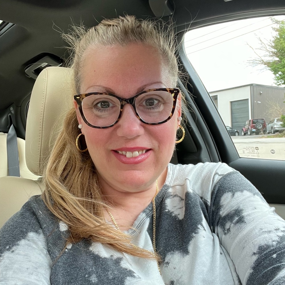 Meet your Posher, Heather